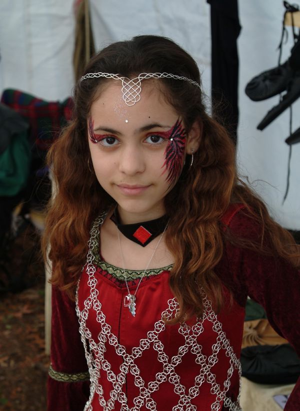 Celtic Circlet, modeled.