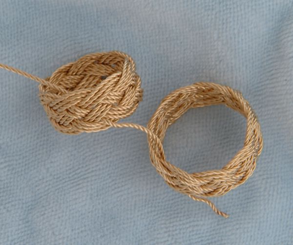 One wire, two rings.